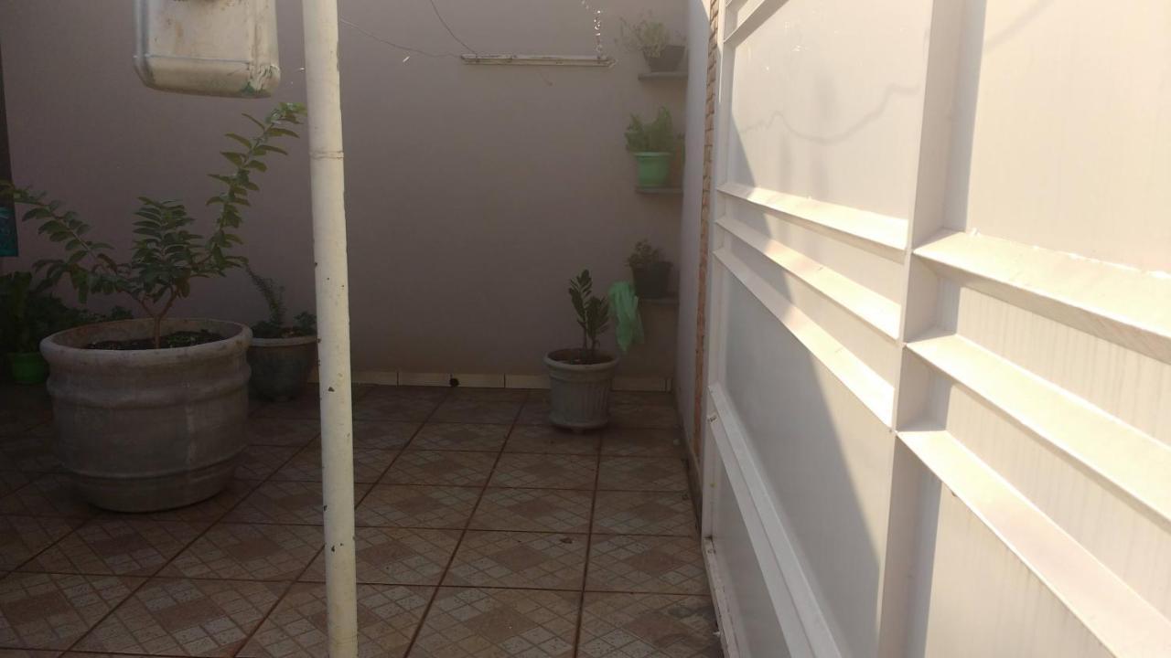 Hostel Casa 1 Араракуара Экстерьер фото